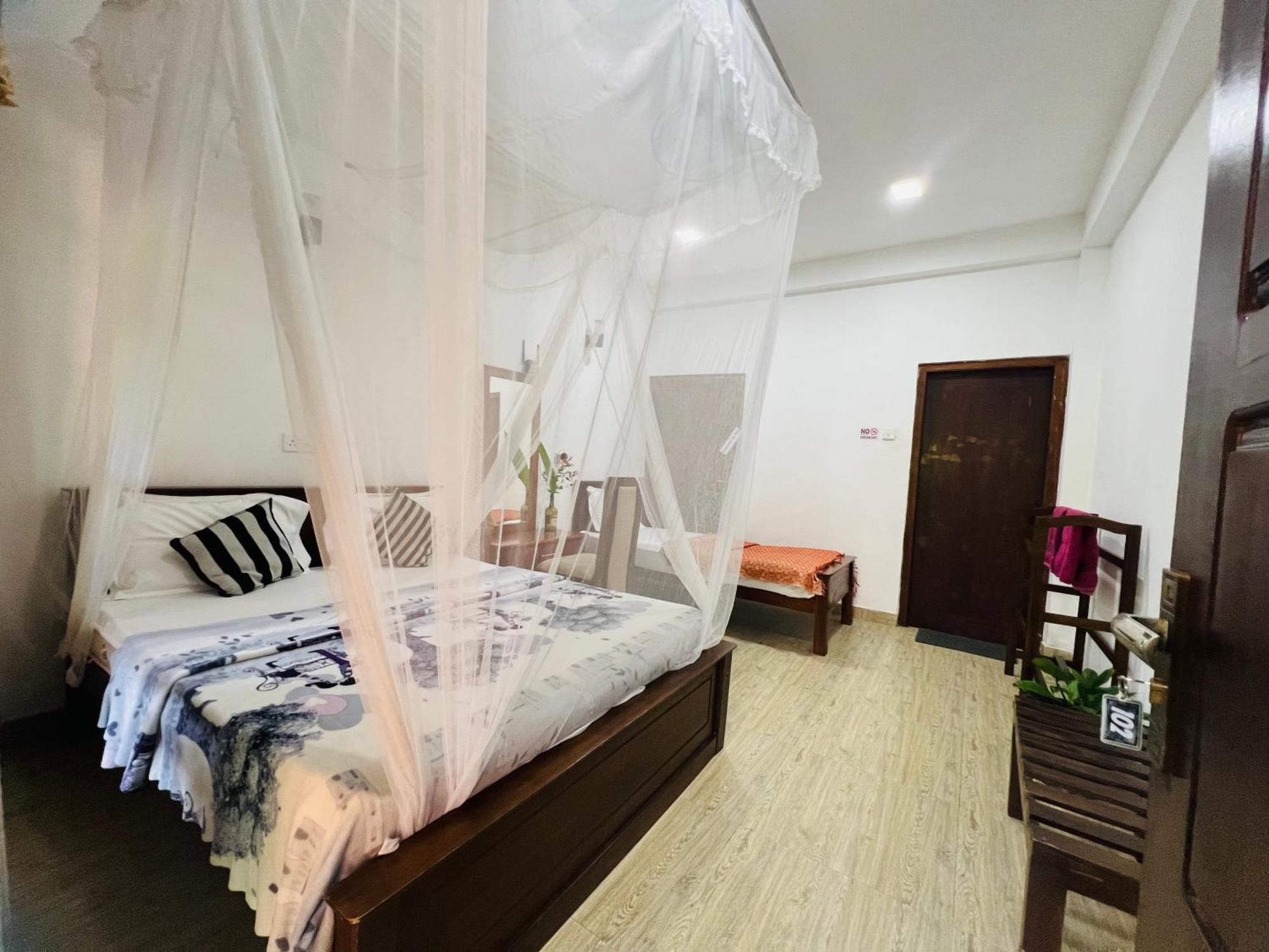 Citadel Of Dreams Ella Apartment Exterior photo